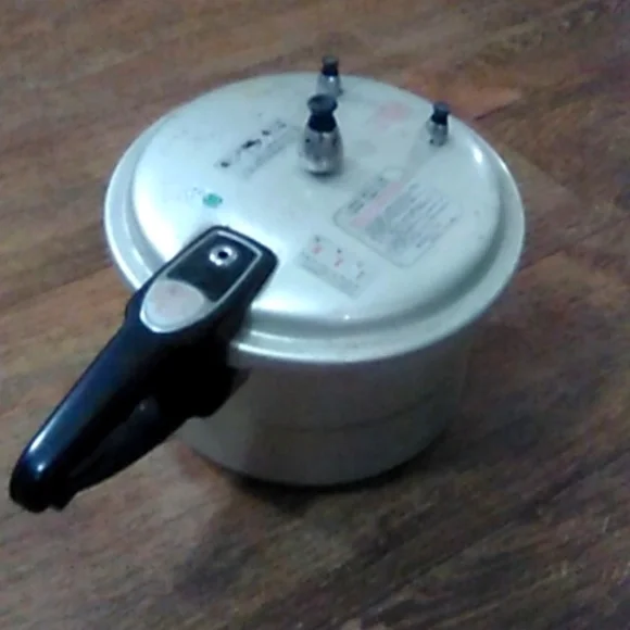 Steam cooker - Picture 1 of 11